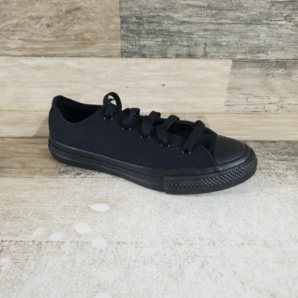 Converse Chuck Taylor All Star Kids Shoes Sz 1 Black Monochrome Low Top Sneakers